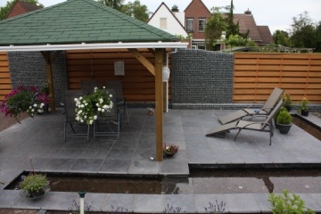 Terras laten leggen