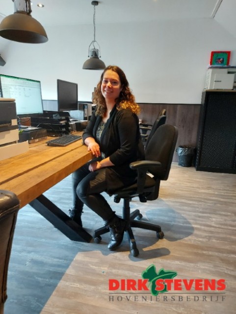 Nienke | Administratief medewerker Nienke | Administratief medewerker