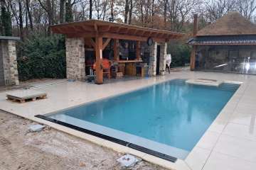 Aanleg rondom zwembad