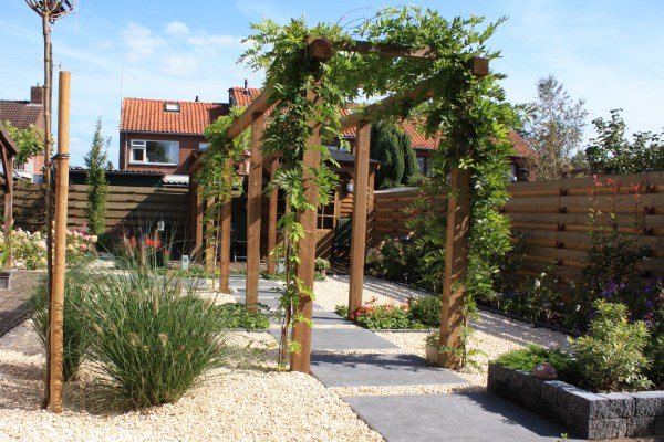 Hoveniersbedrijf Stevens is een allround hoveniersbedrijf voor Emmen en omstreken. Hoveniersbedrijf Stevens is een allround hoveniersbedrijf voor Emmen en omstreken.